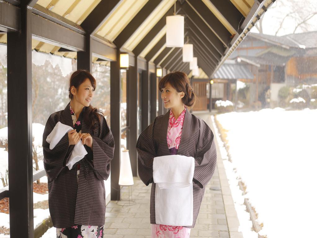 Takayama Kanko Hotel Extérieur photo
