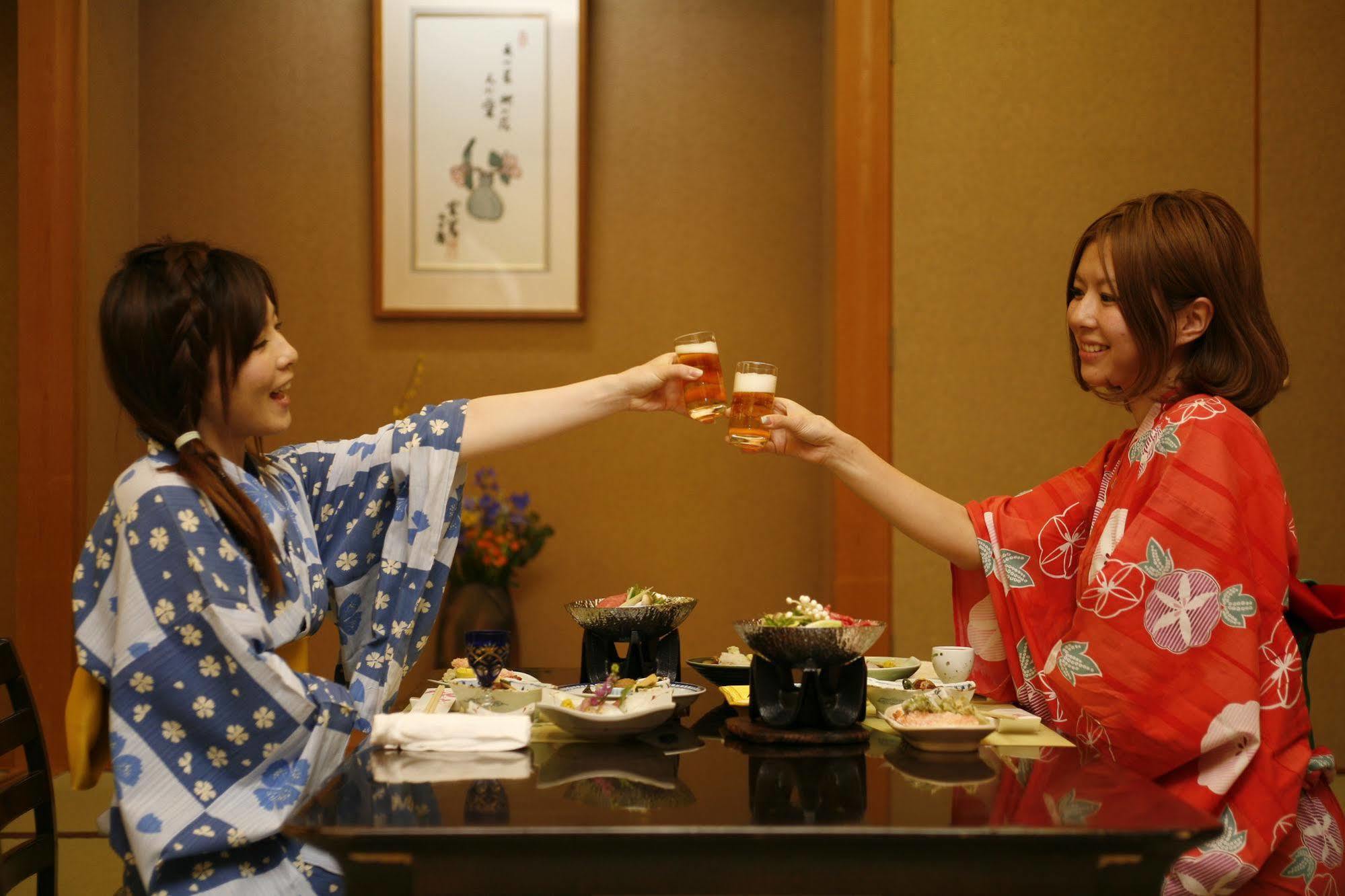 Takayama Kanko Hotel Extérieur photo